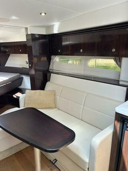 2019 Sea Ray Coupe