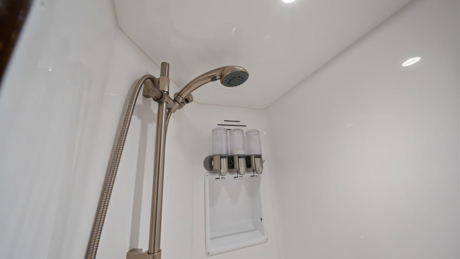Luxurious Enclosed Shower