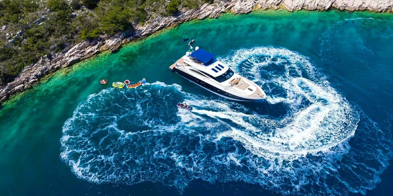 2011 Princess Yachts Princess V85