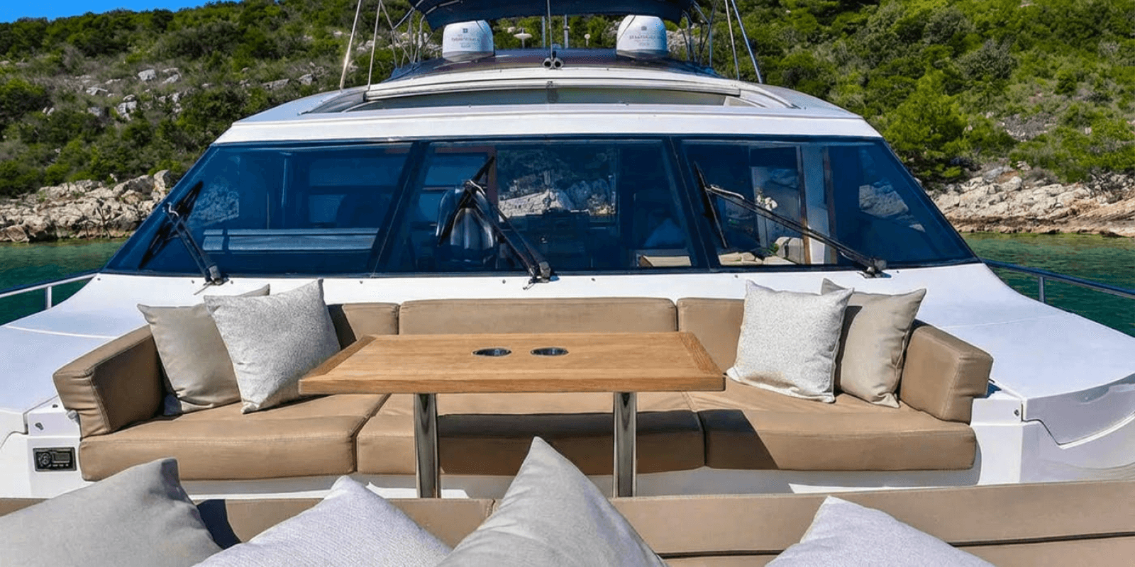 2011 Princess Yachts Princess V85