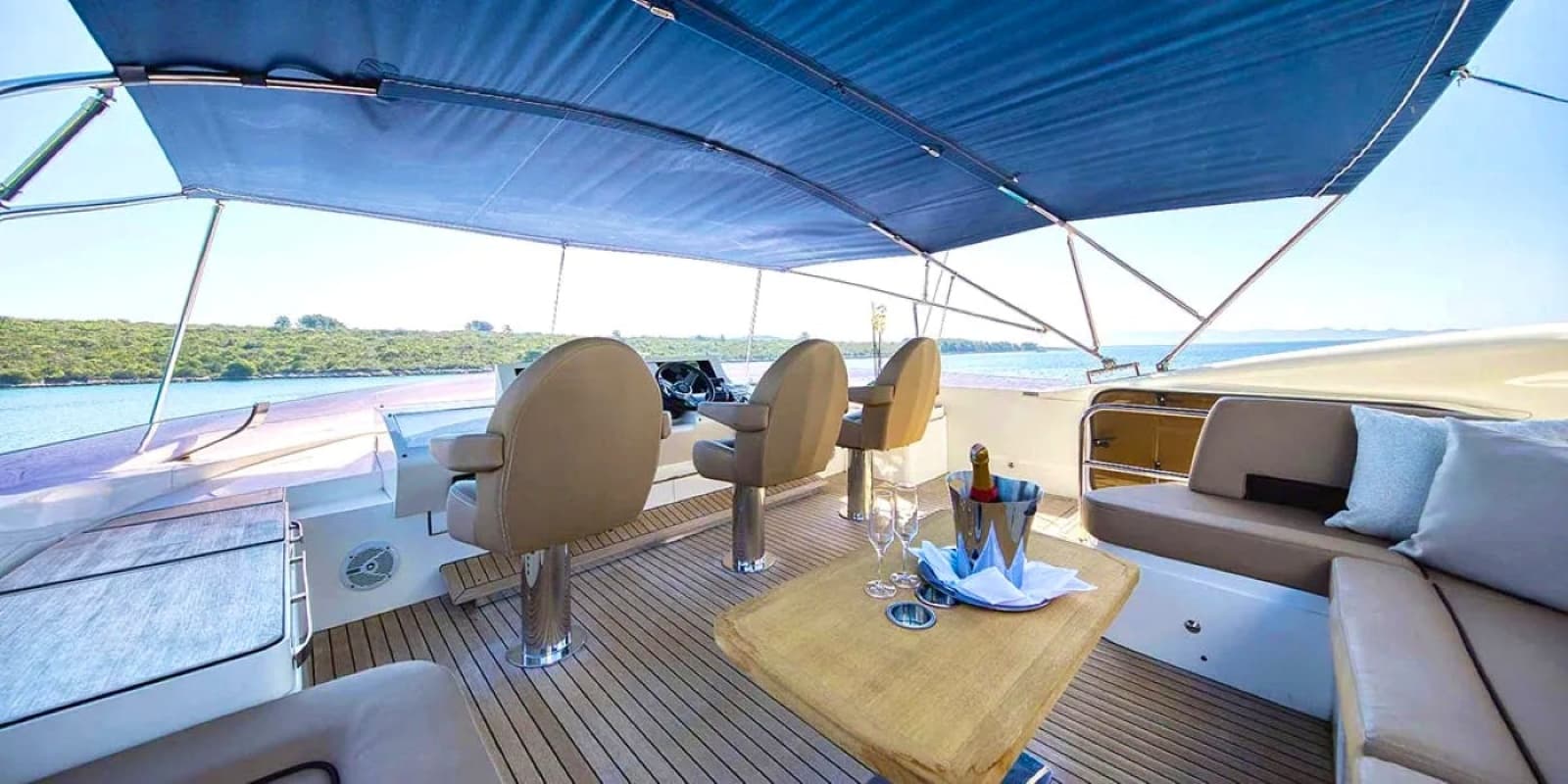 2011 Princess Yachts Princess V85