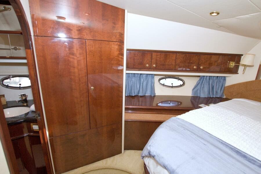2005 Neptunus 62 Flybridge
