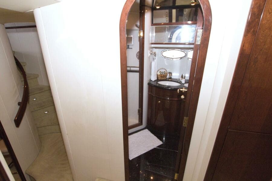 2005 Neptunus 62 Flybridge