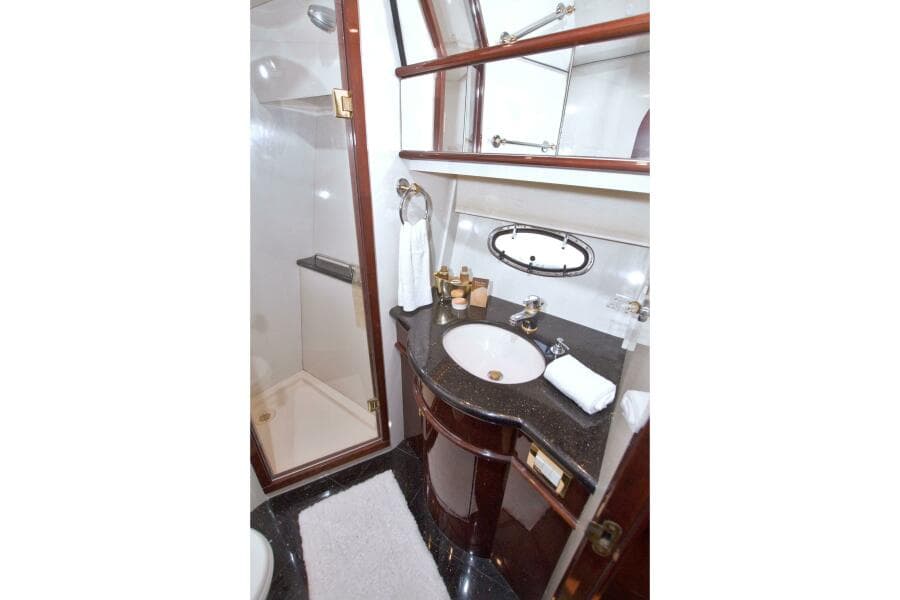 2005 Neptunus 62 Flybridge