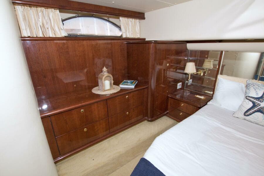 2005 Neptunus 62 Flybridge