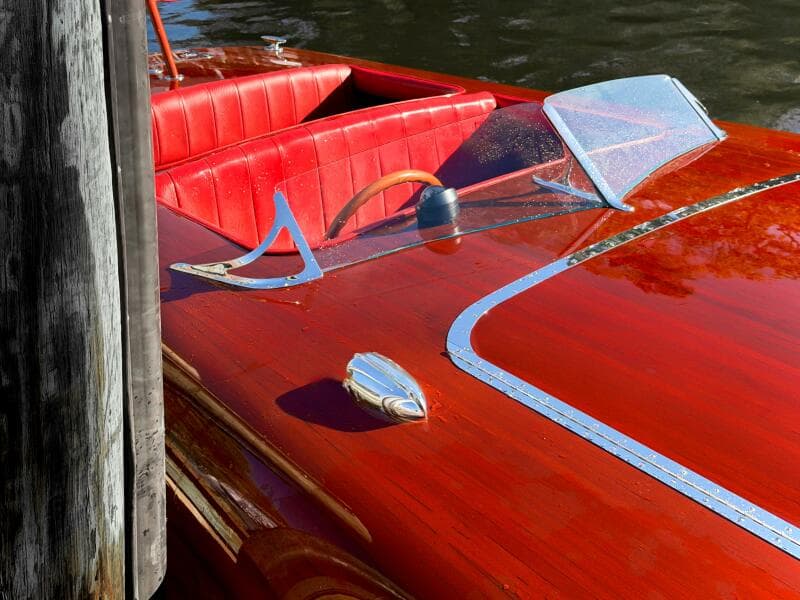 1998 Custom 30 Gentleman's Racer