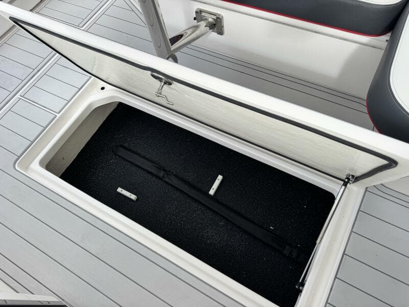 2023 Regal 29 OBX