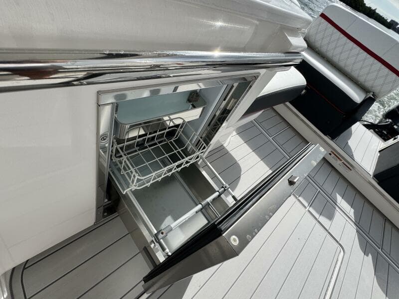 2023 Regal 29 OBX