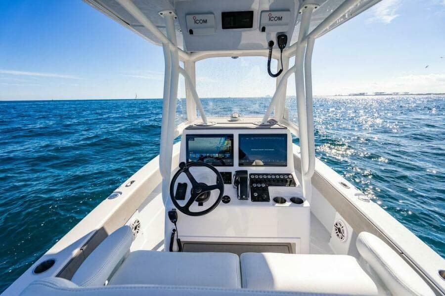 2027 Reef Runner 230