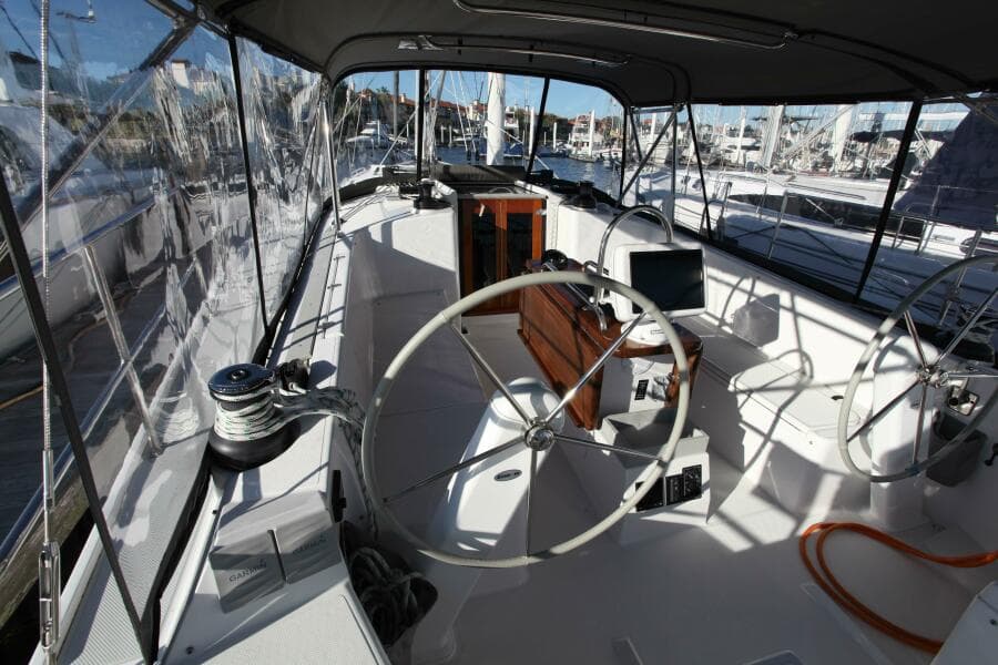 2025 Catalina 426