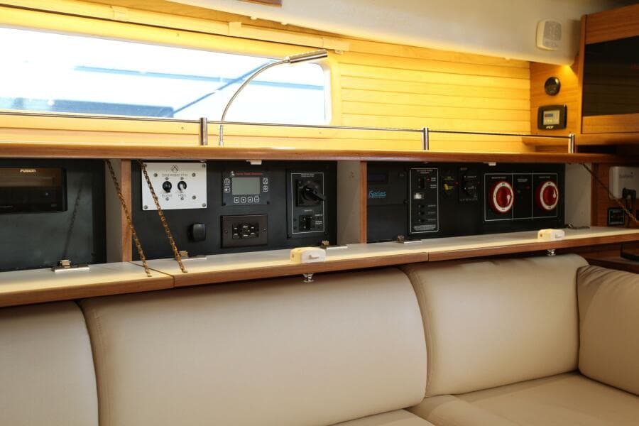 2025 Catalina 426