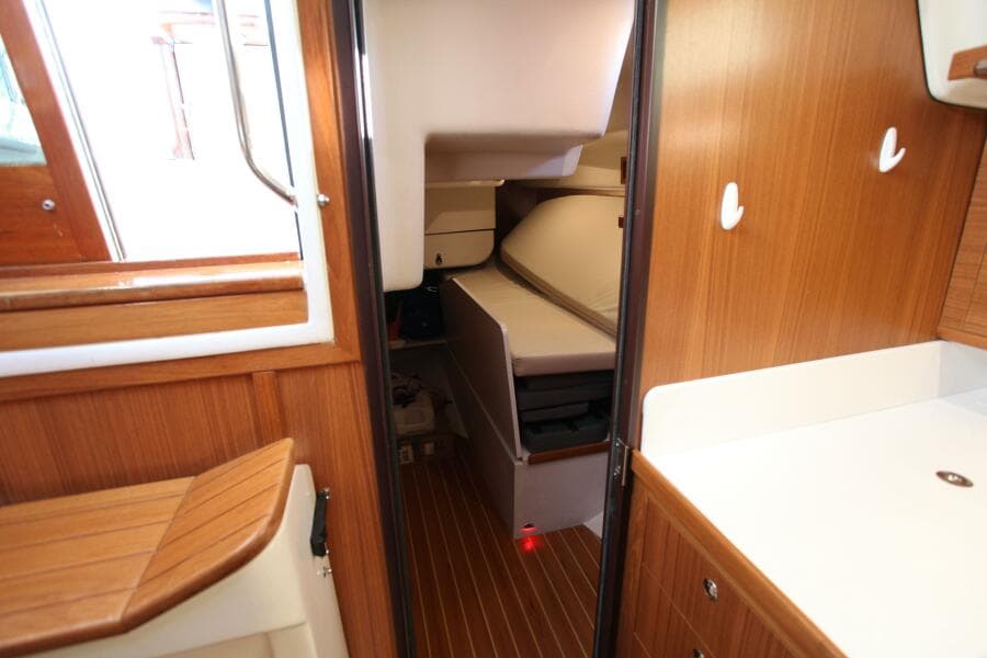 2025 Catalina 426