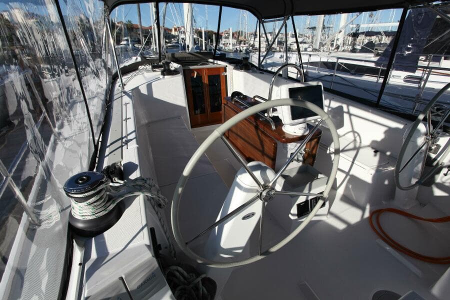 2025 Catalina 426