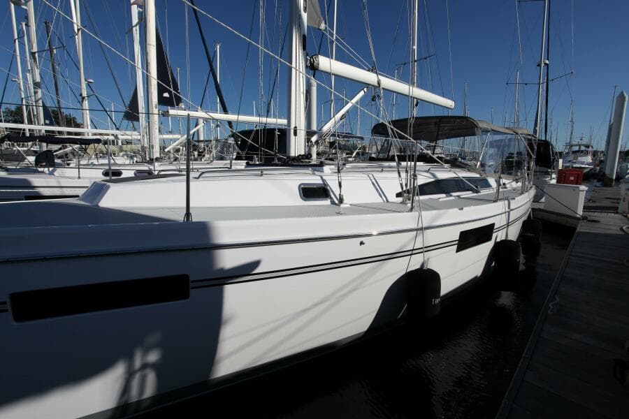 2025 Catalina 426