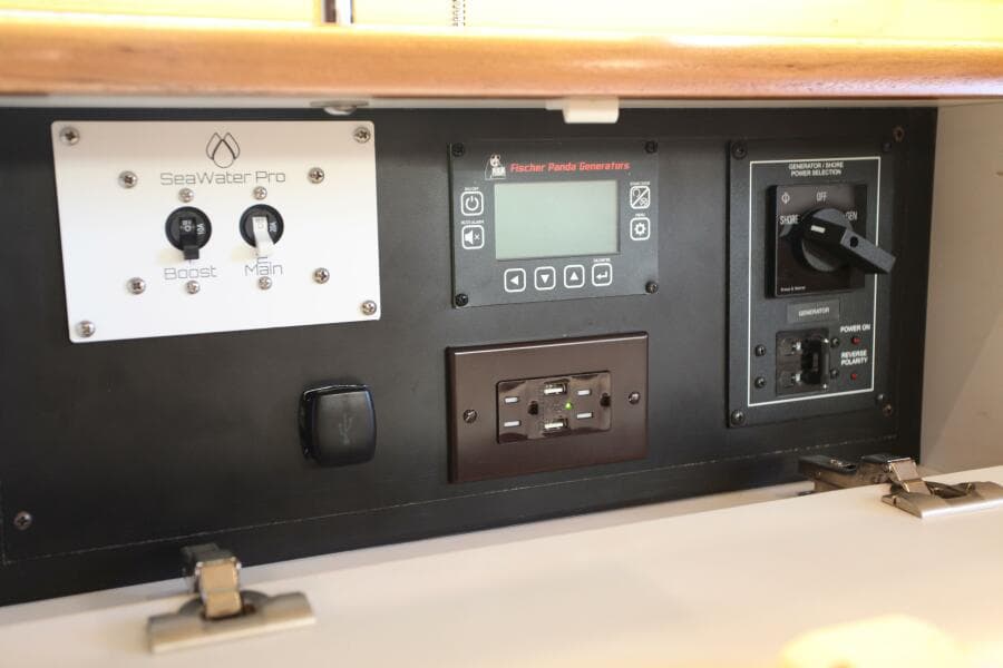 2025 Catalina 426