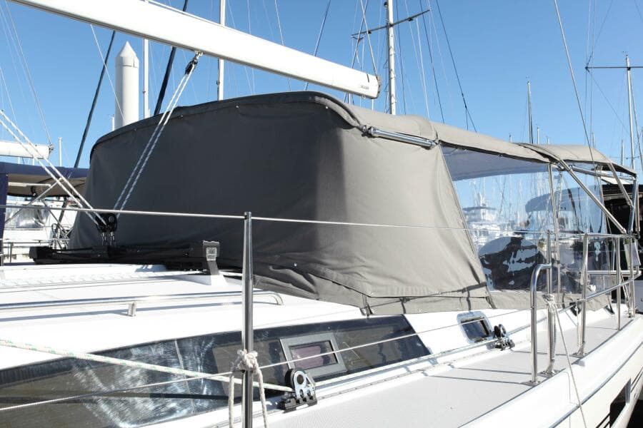 2025 Catalina 426