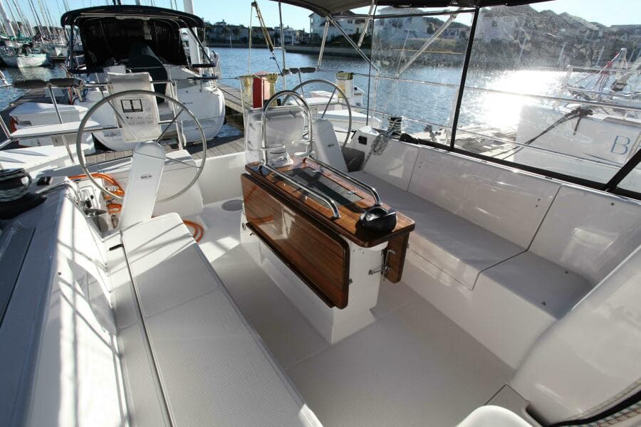 2025 Catalina 426
