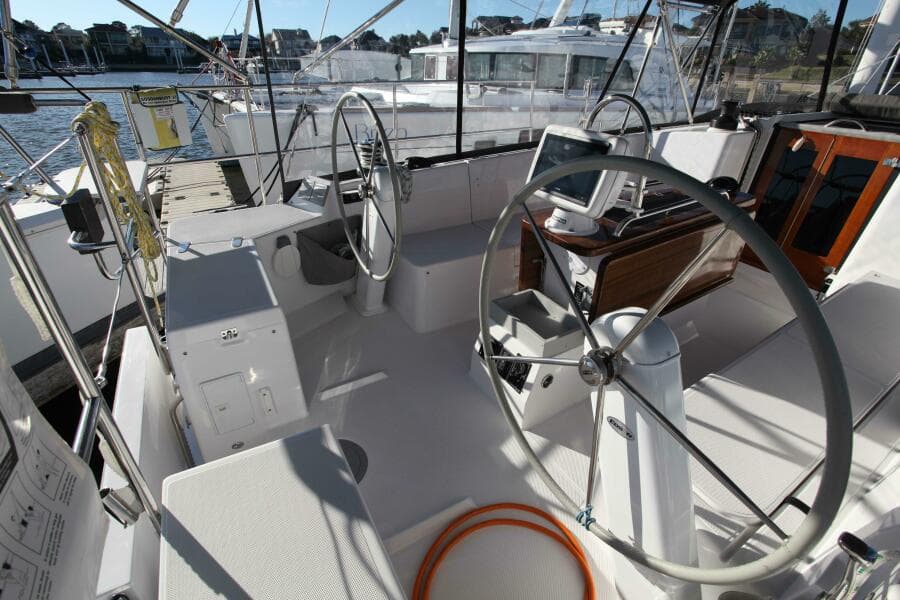 2025 Catalina 426