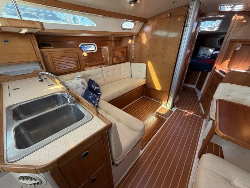 2001 Catalina 36 MkII