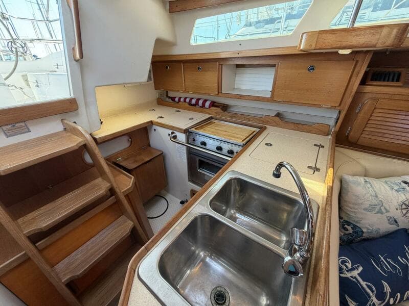 2001 Catalina 36 MkII