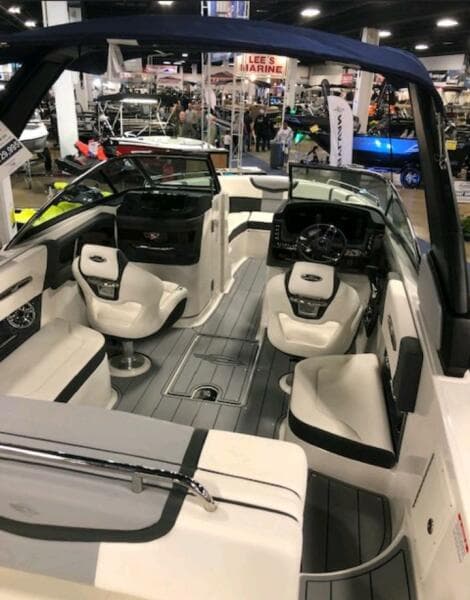 2022 Chaparral 