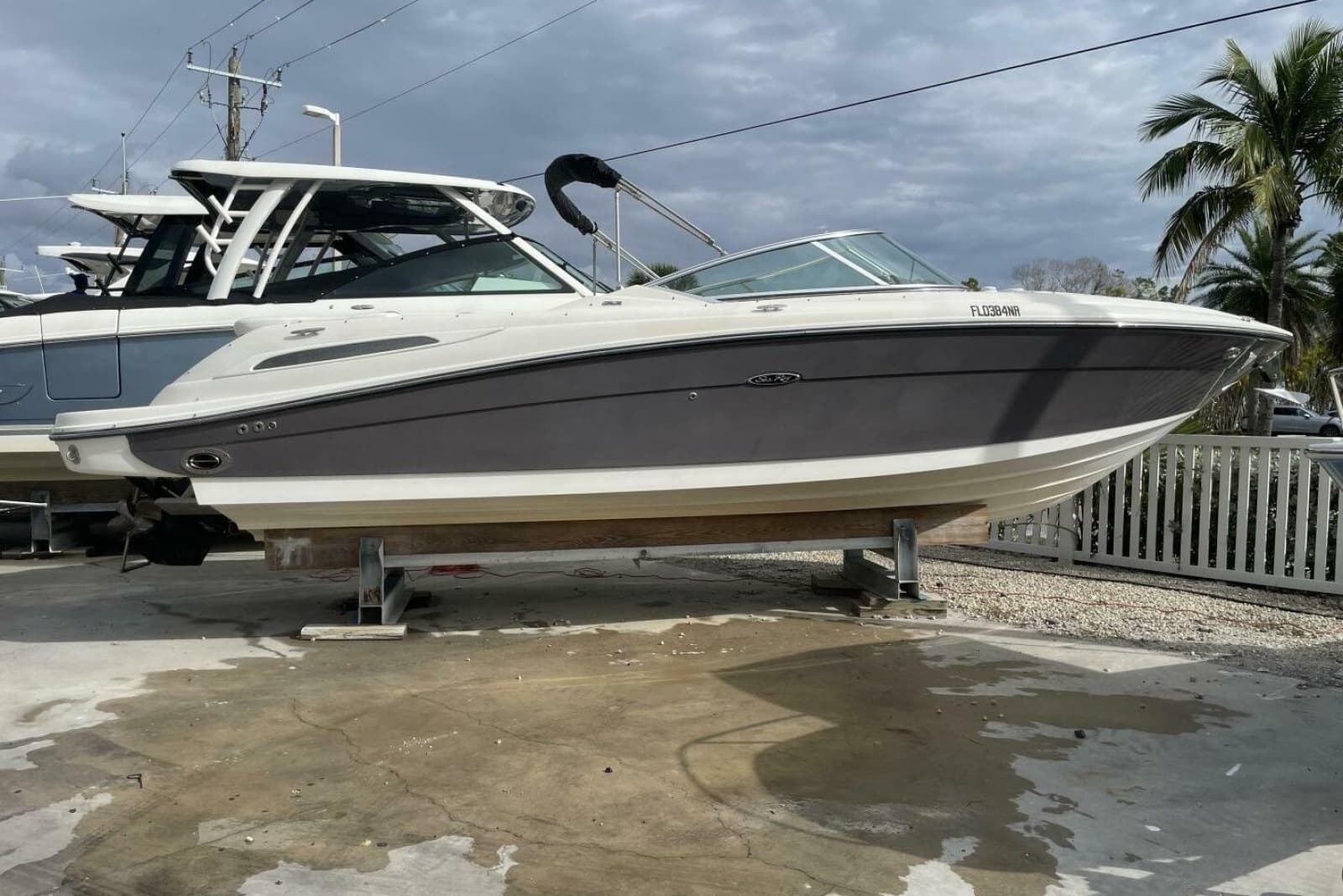 2008 Sea Ray 270 SLX