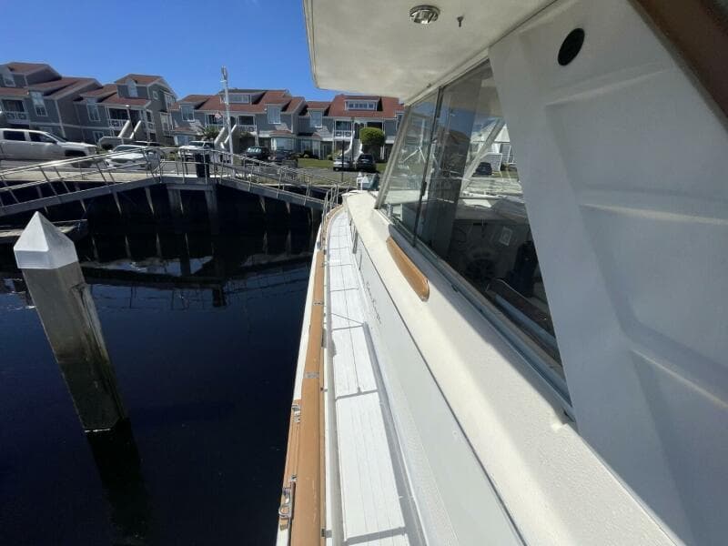 1969 Chris-Craft 47 Commander