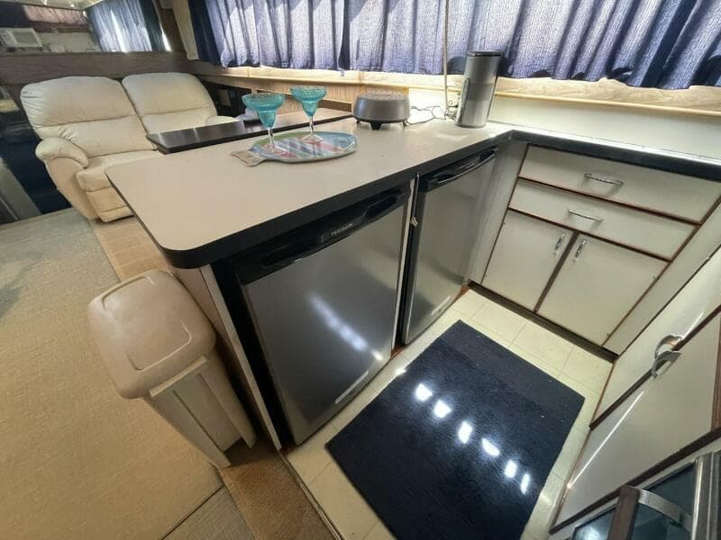 1969 Chris-Craft 47 Commander