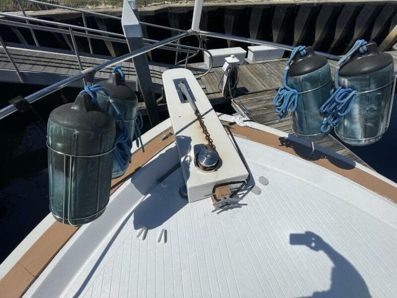 1969 Chris-Craft 47 Commander