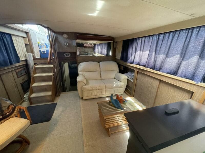 1969 Chris-Craft 47 Commander