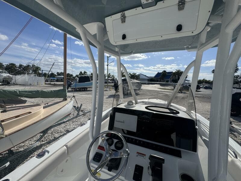 2021 Sea Hunt Ultra 219