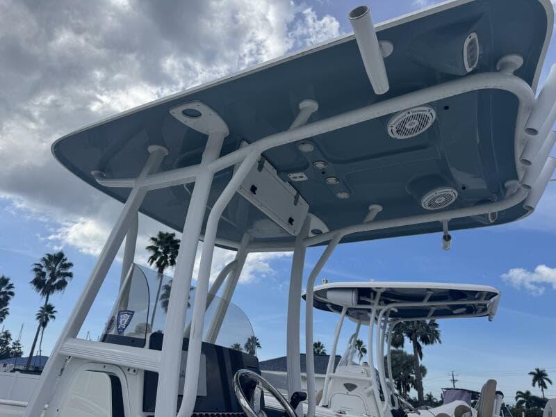 2021 Sea Hunt Ultra 219