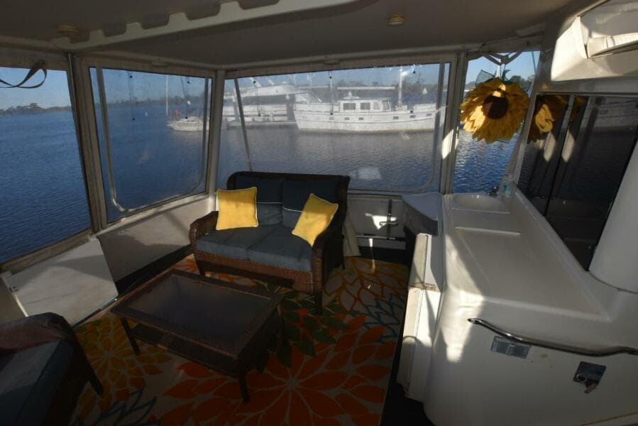 1993 Ocean Yachts 44 Motoryacht