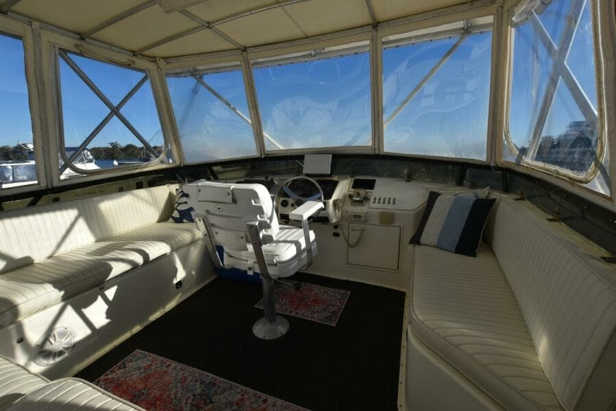 1993 Ocean Yachts 44 Motoryacht