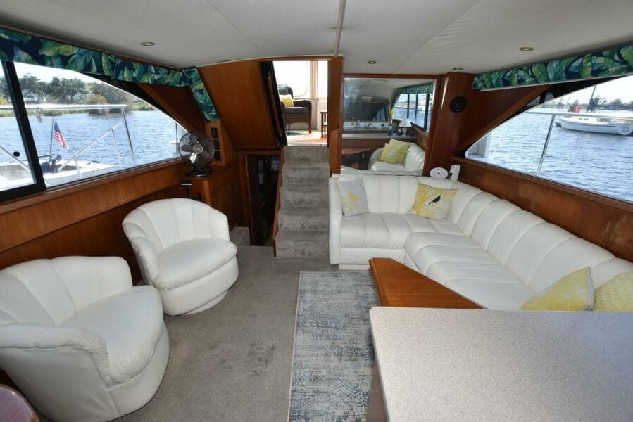 1993 Ocean Yachts 44 Motoryacht