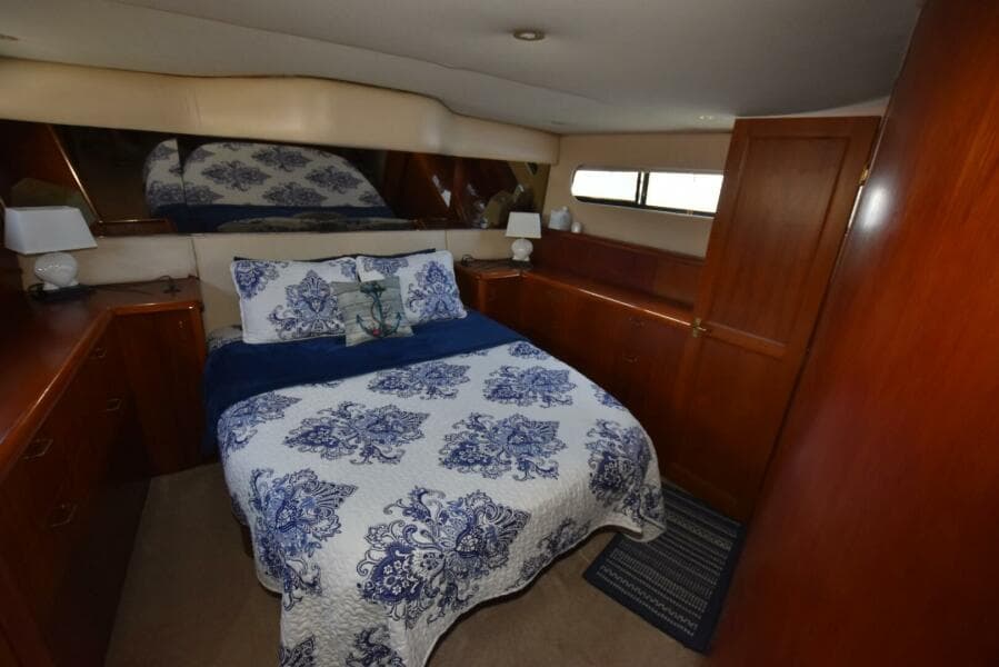 1993 Ocean Yachts 44 Motoryacht