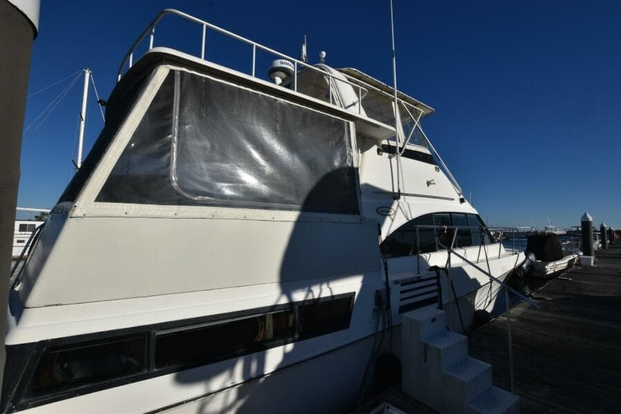 1993 Ocean Yachts 44 Motoryacht