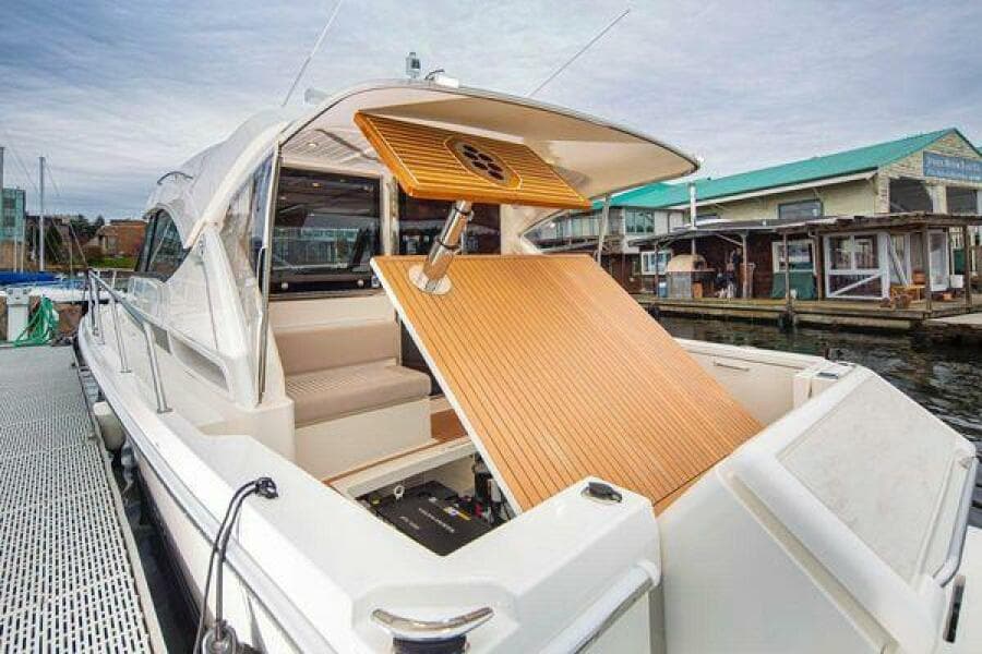 Aft Deck & Transom