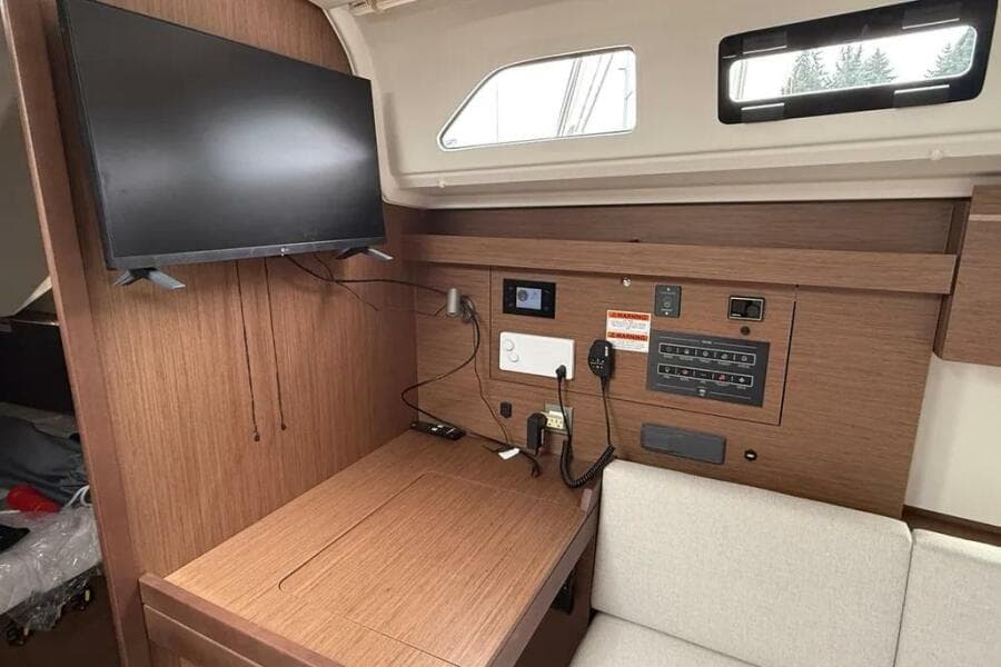 2022 Beneteau Oceanis 40.1