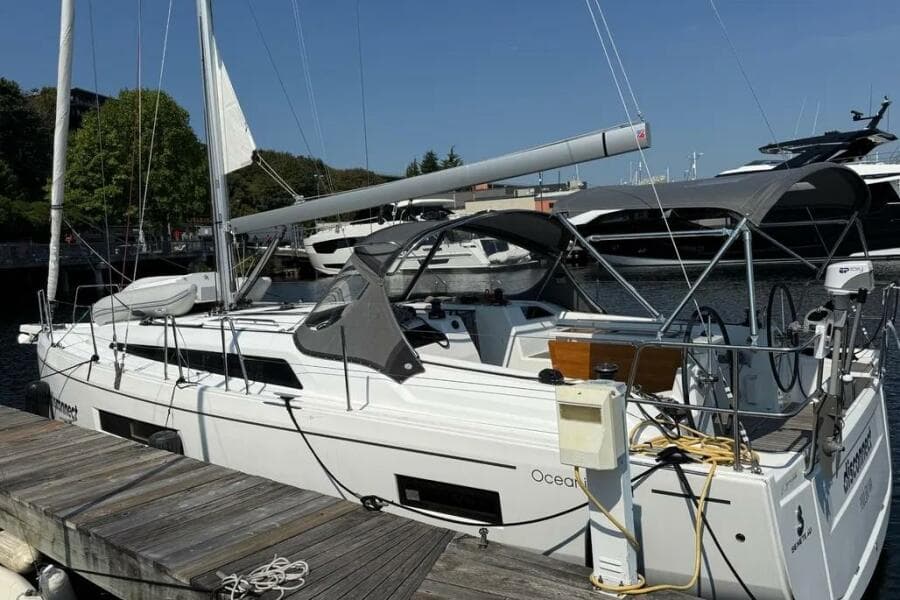 2022 Beneteau Oceanis 40.1