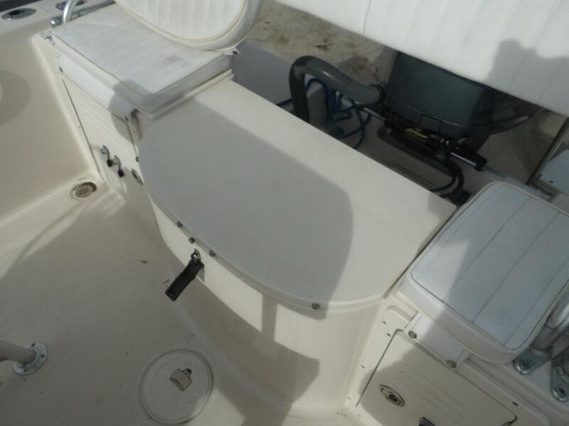 2006 Cobia 210 CC