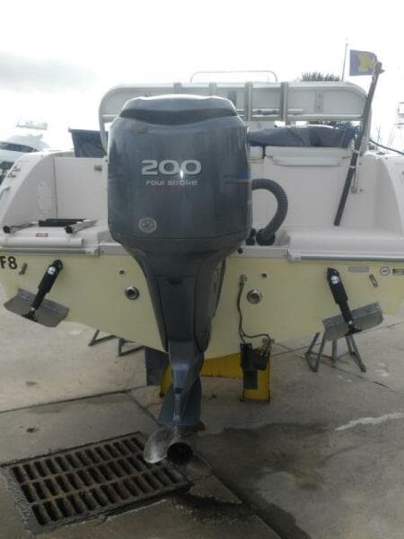2006 Cobia 210 CC