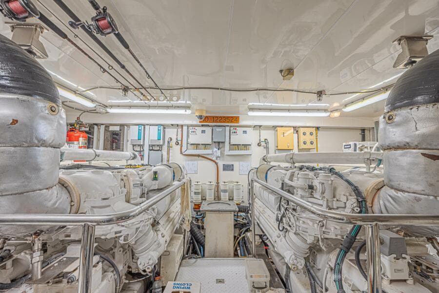 2010 Ocean Alexander 74 Motoryacht