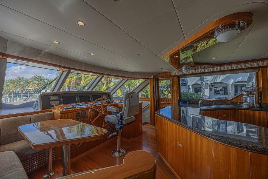 2010 Ocean Alexander 74 Motoryacht