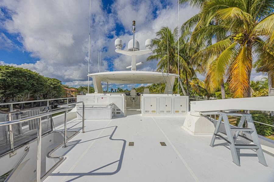 2010 Ocean Alexander 74 Motoryacht