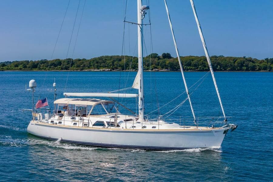 2011 Hylas 70