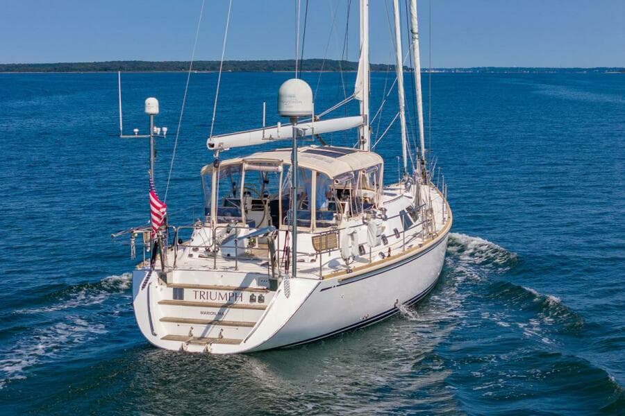 2011 Hylas 70