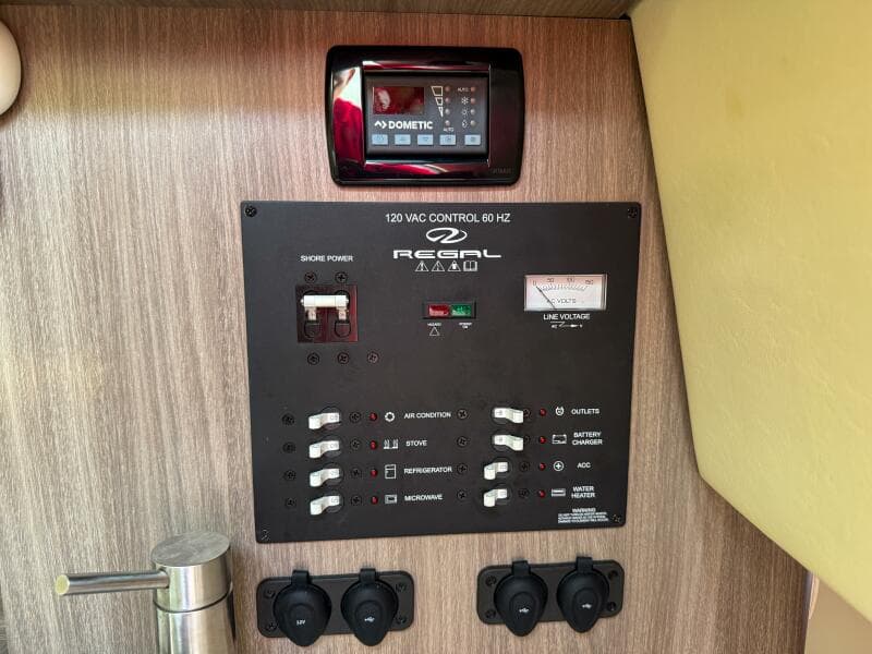2020 Regal 26 Express