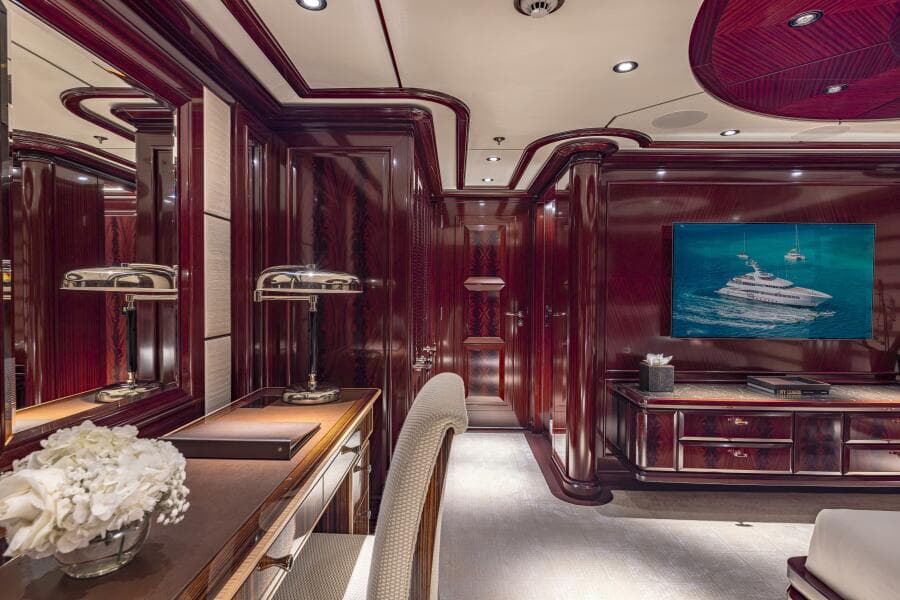 VIP Stateroom Port Aft