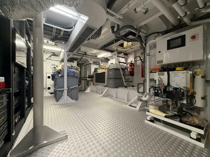 Tank Deck/AVIT 